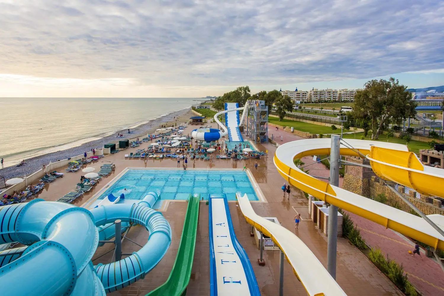 Alanya: Eftalia Island Aquapark All-Inclusive Day Pass with Hotel Transfers